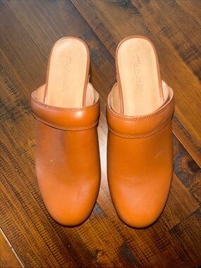 Madewell Leather Clogs